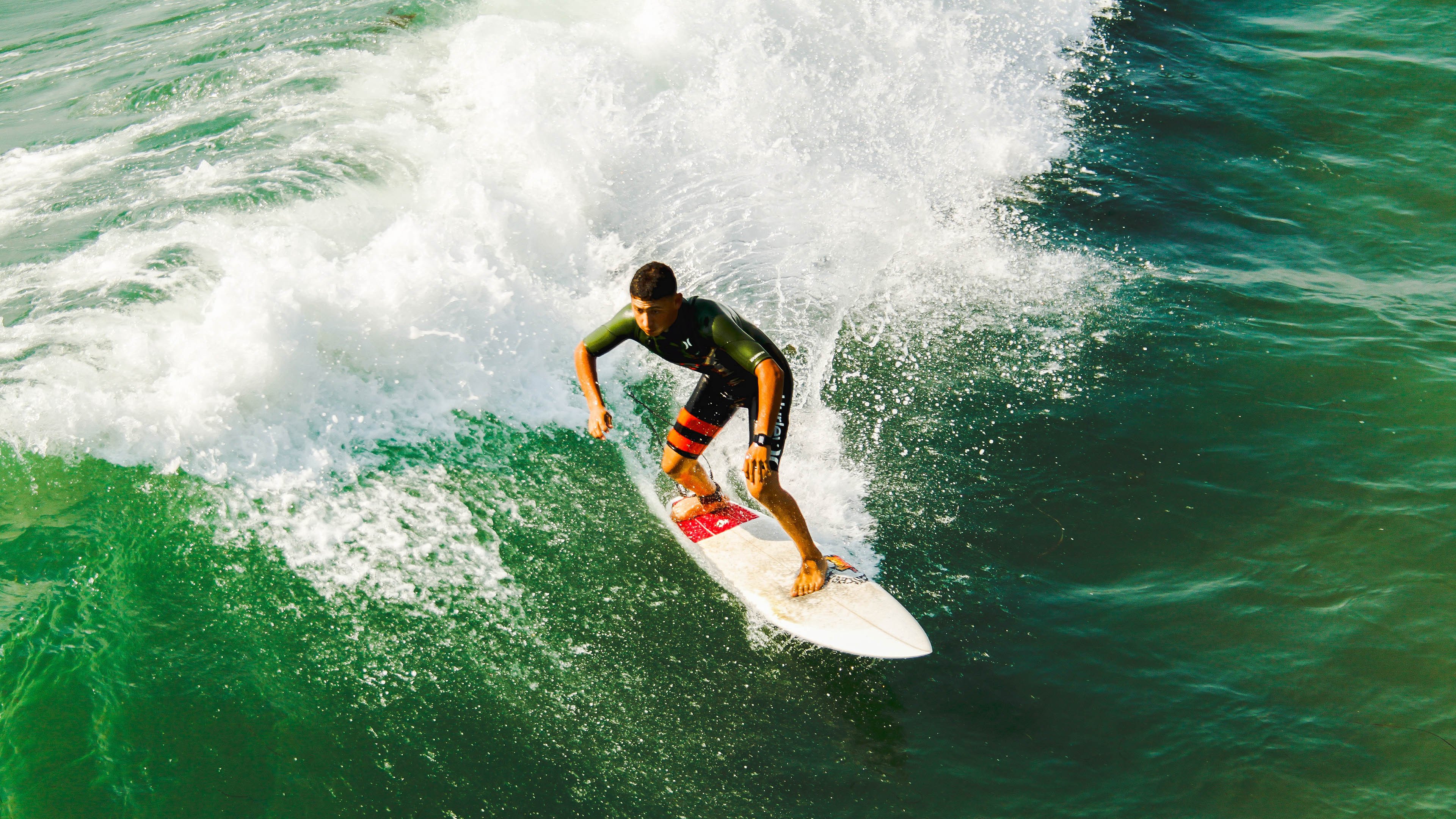 中超8月颁奖 蓉城主帅锋霸获最佳称号，中超颁奖嘉宾